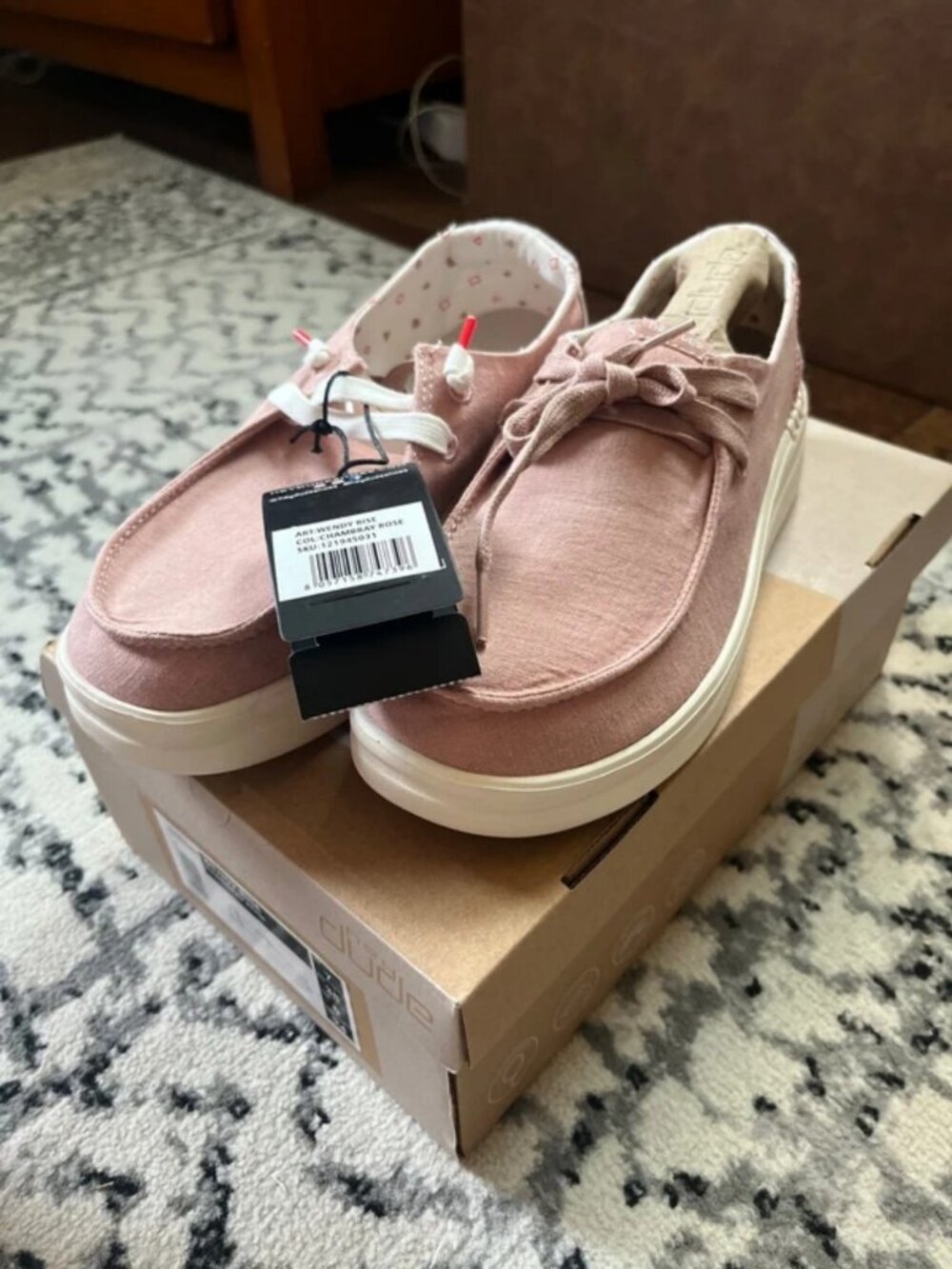 Brand new with tags Hey Dudes Wendy Rose